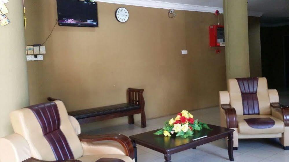 Hotel Hji Residensi Kuah Exterior foto